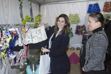 Summerlan se baña en Las Canteras (Foto José Manuel García)